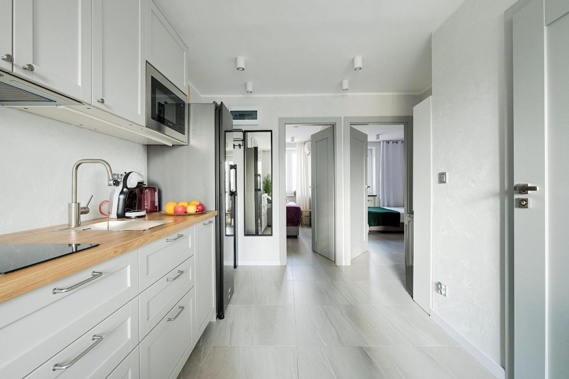 Emilii Plater 55 Center 3 Bedrooms Living Balcony Apartament Warszawa