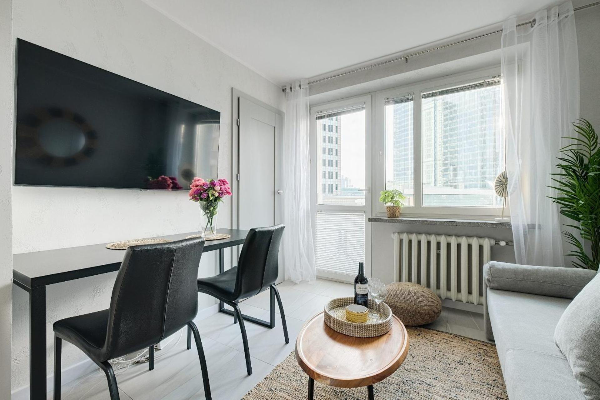 Emilii Plater 55 Center 3 Bedrooms Living Balcony Apartament Warszawa